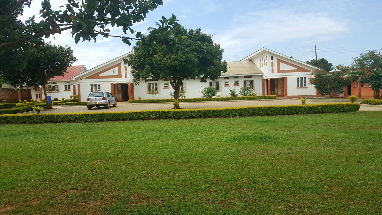 Lucia Villas Mbale Kültér fotó