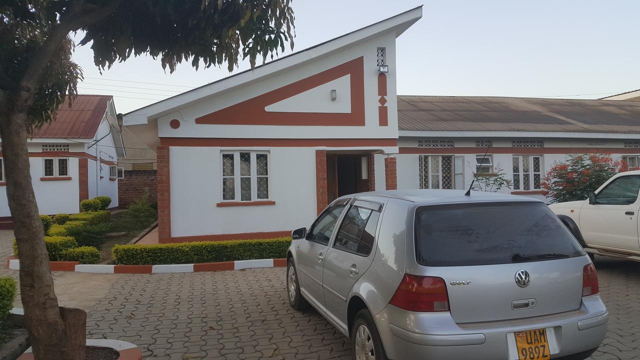 Lucia Villas Mbale Kültér fotó